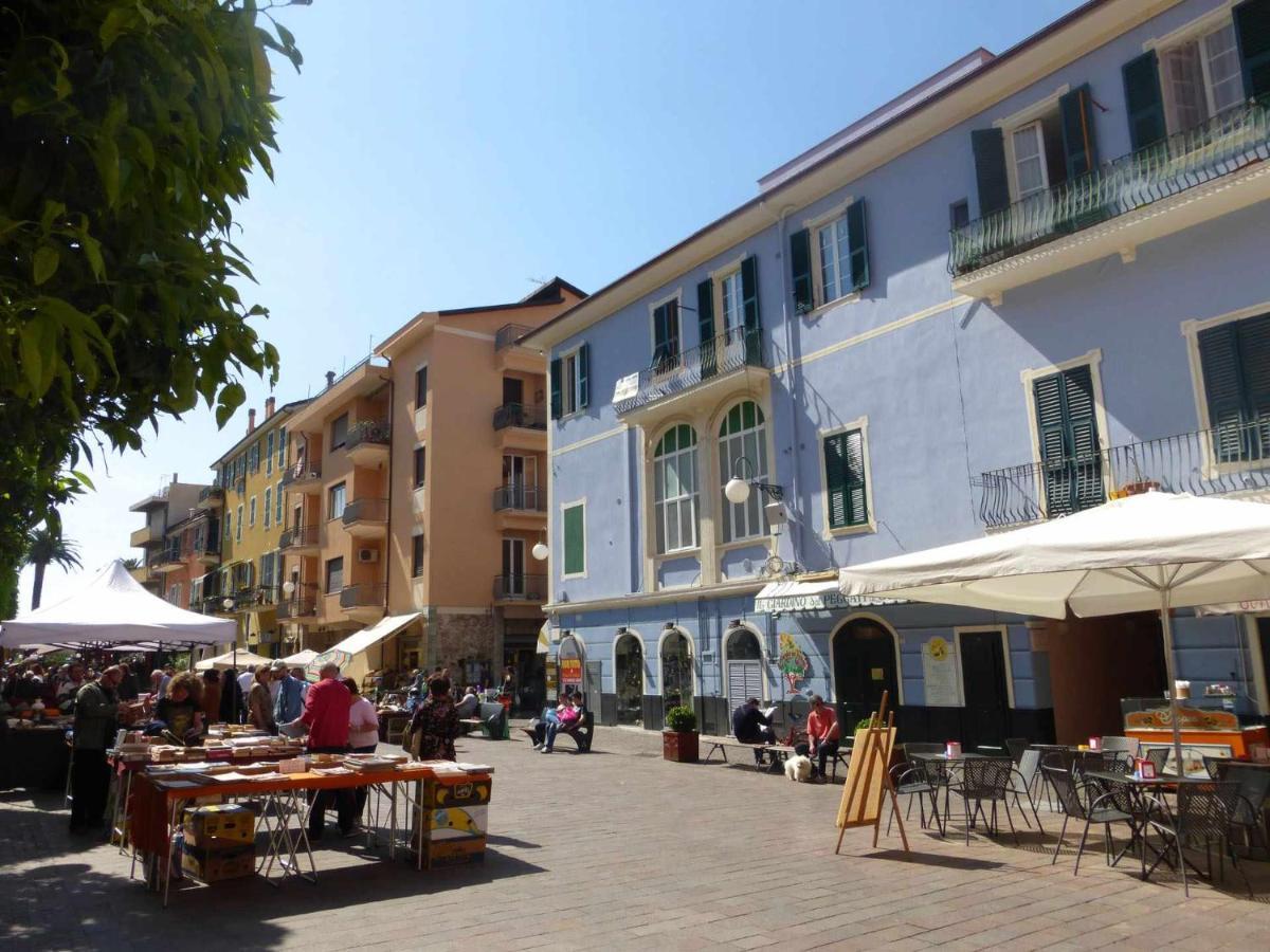 Le Torri Riviera Holiday Альбенга Екстер'єр фото