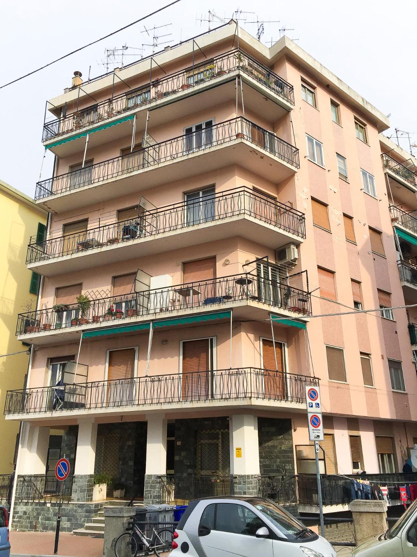Le Torri Riviera Holiday Альбенга Екстер'єр фото